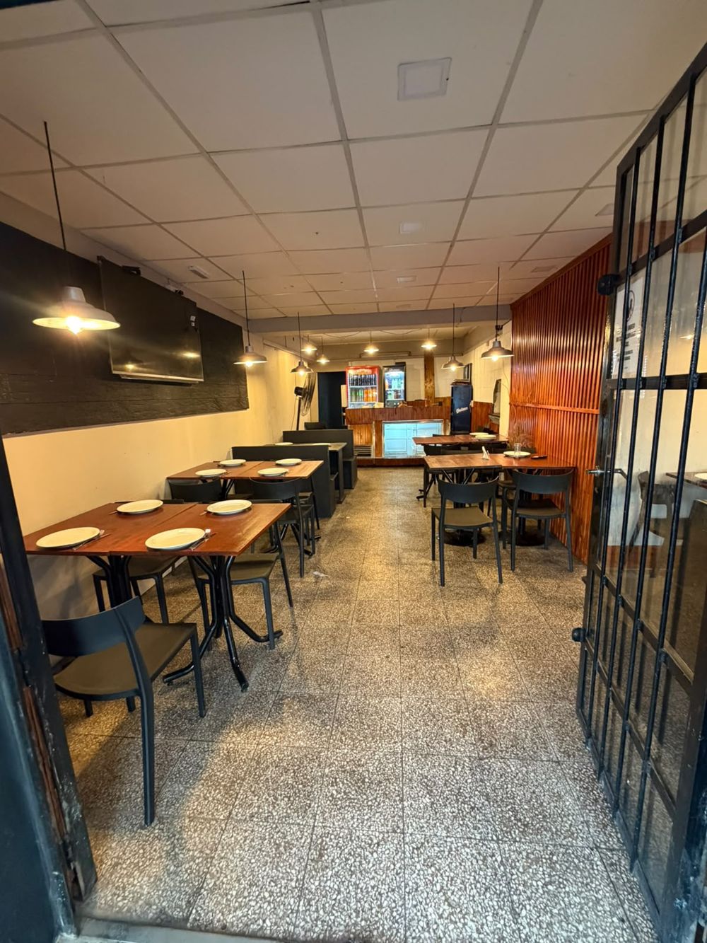 Salón del Bodegón El Antojo